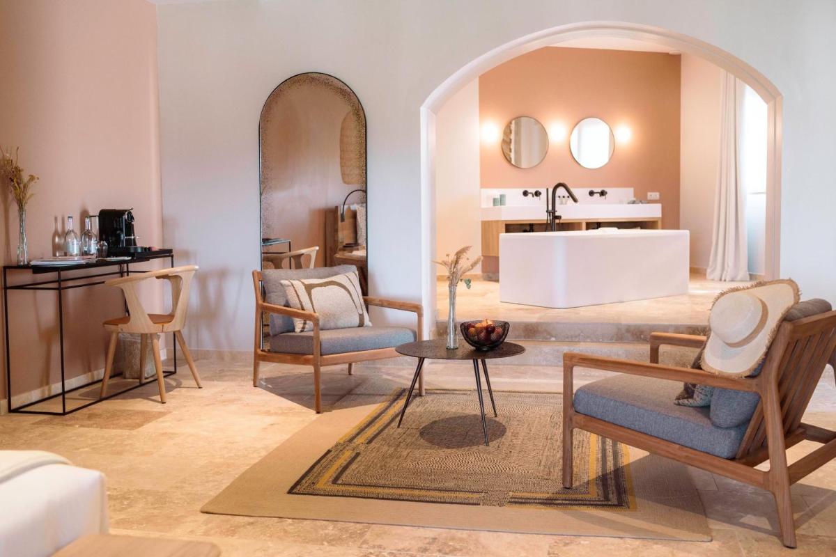 Cuisine ou kitchenette dans l'établissement Château L'Hospitalet Wine Resort Beach & Spa