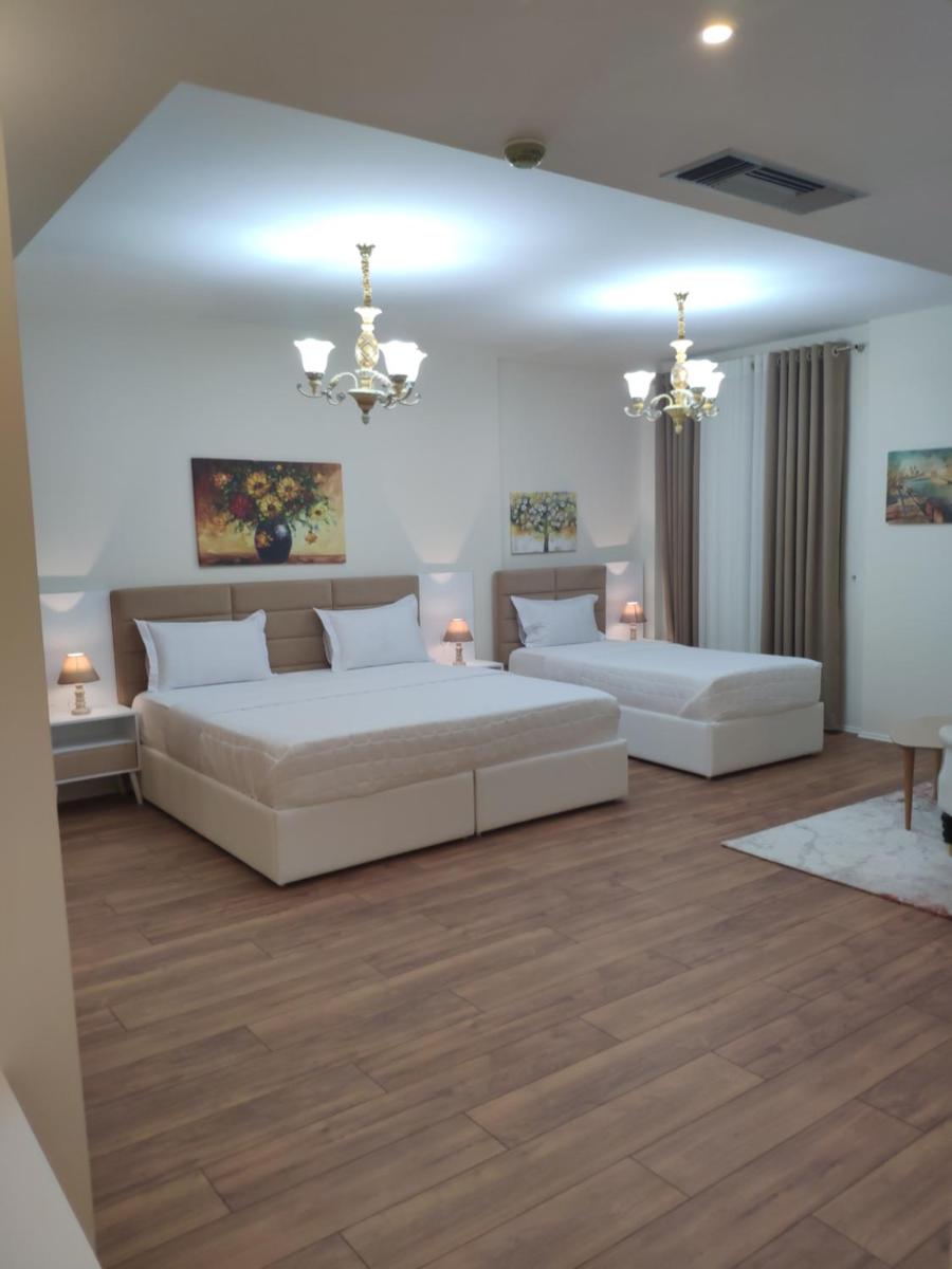 Hotel TREVA - Housity
