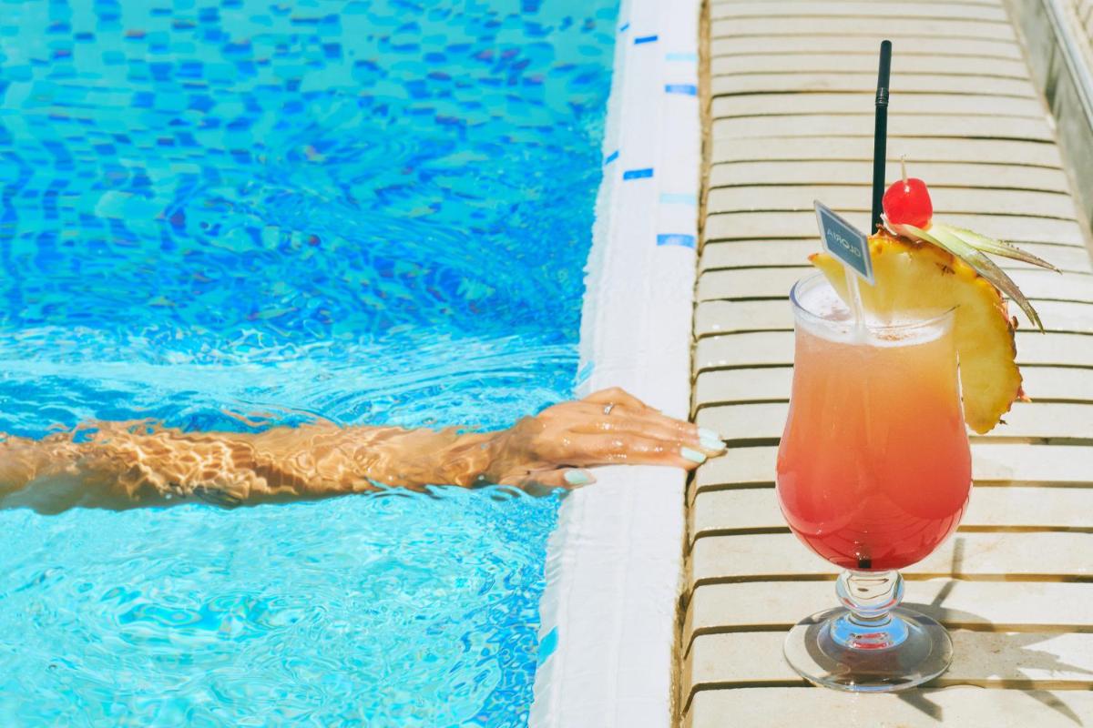 Bebidas en Gloria Palace Amadores Thalasso & Hotel