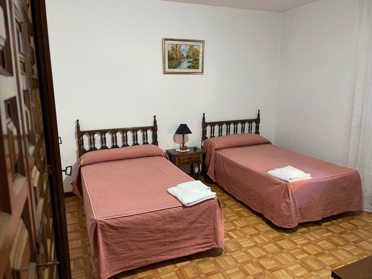Hostal Restaurante Luz de Luna - Housity