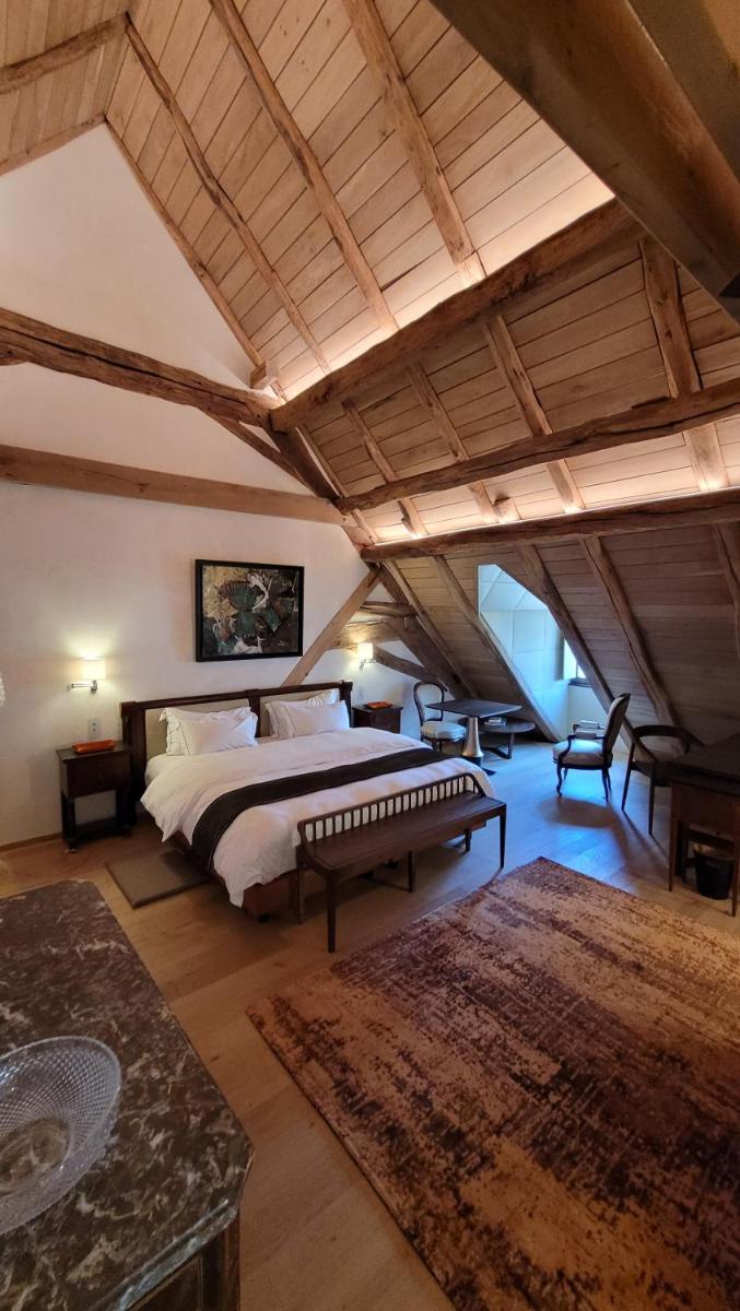 Auberge Saint Walfrid Hôtel Restaurant & Spa - Housity