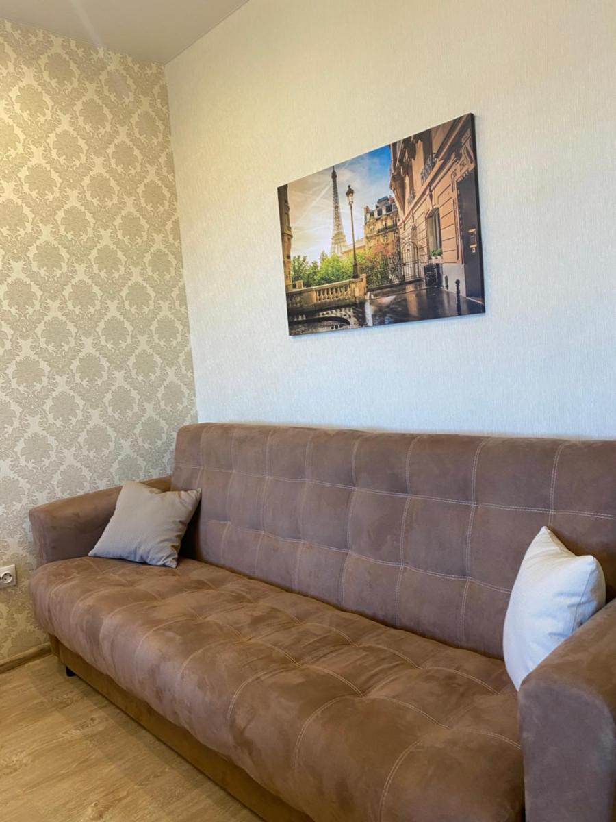 Apartments on Aviatorov 10 - Housity