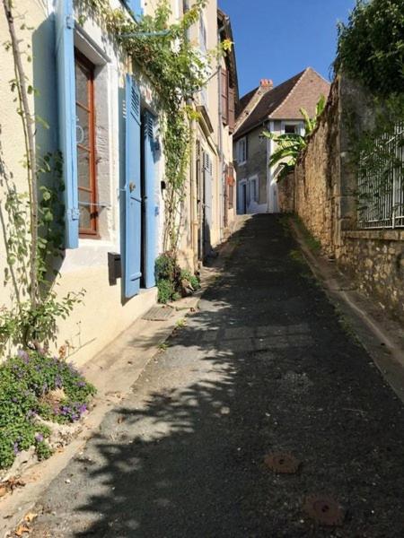 Chez Claire - Housity