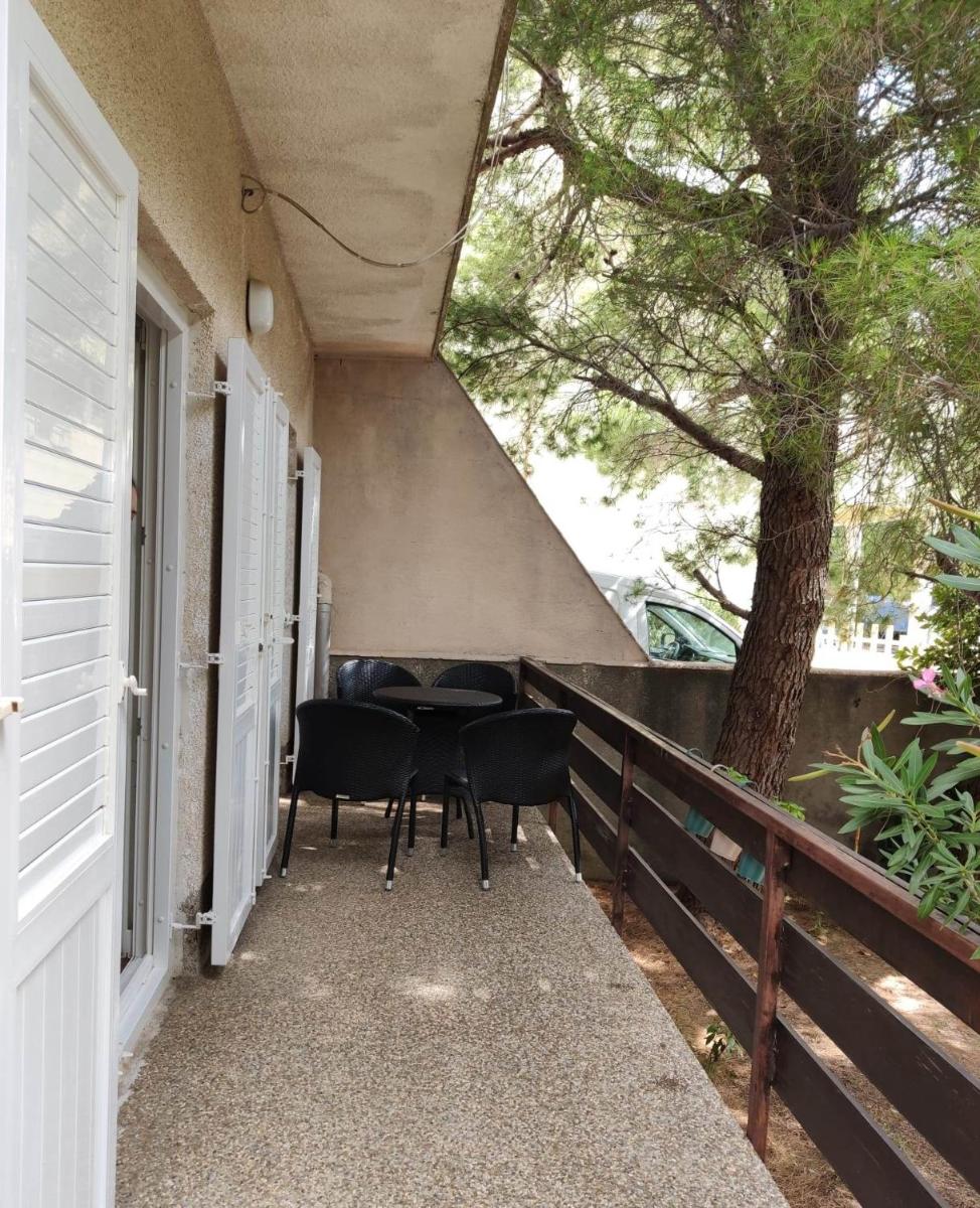 Danica Holiday House - Housity