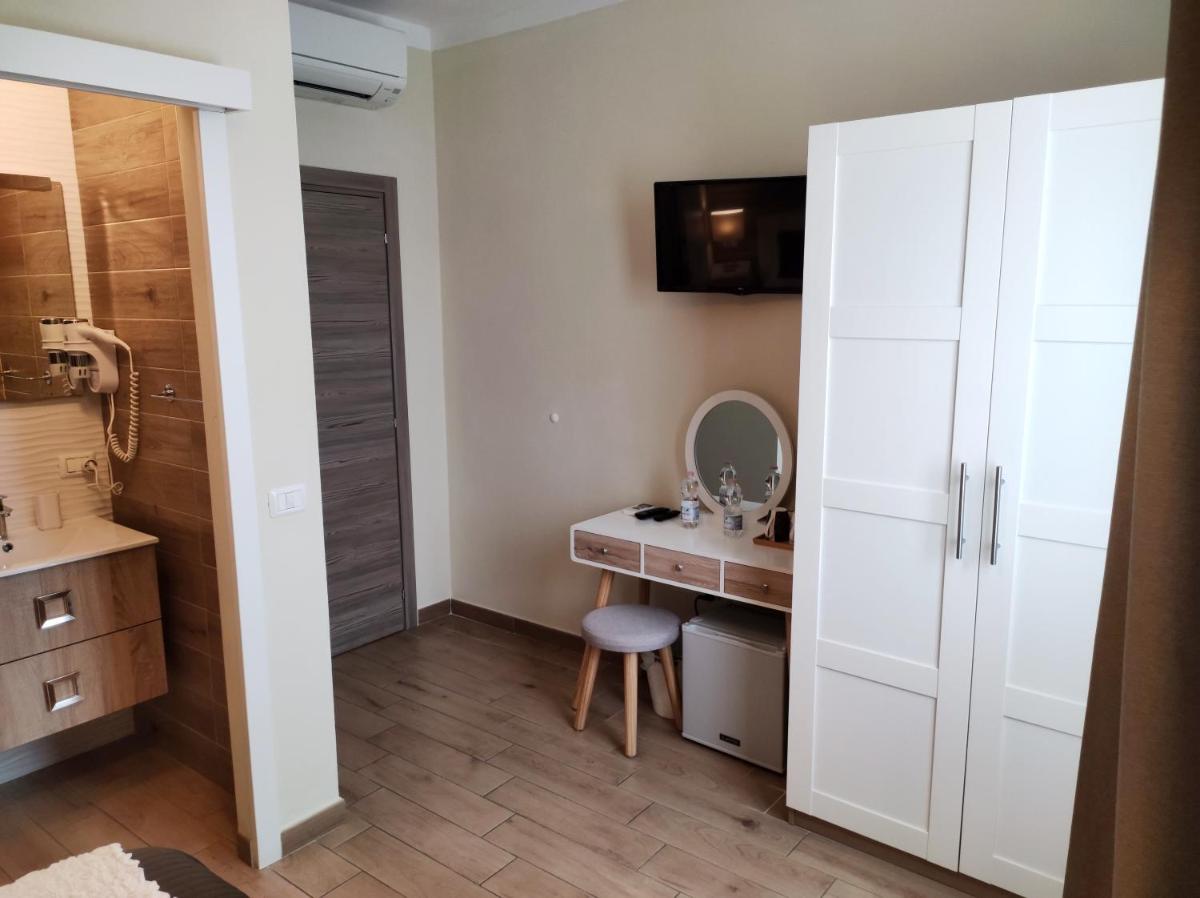 Pisa City Lodge - Housity