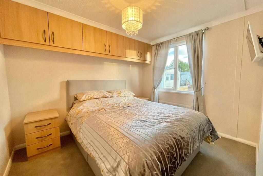 Relaxing Family Caravan stay in the lakes - Housity