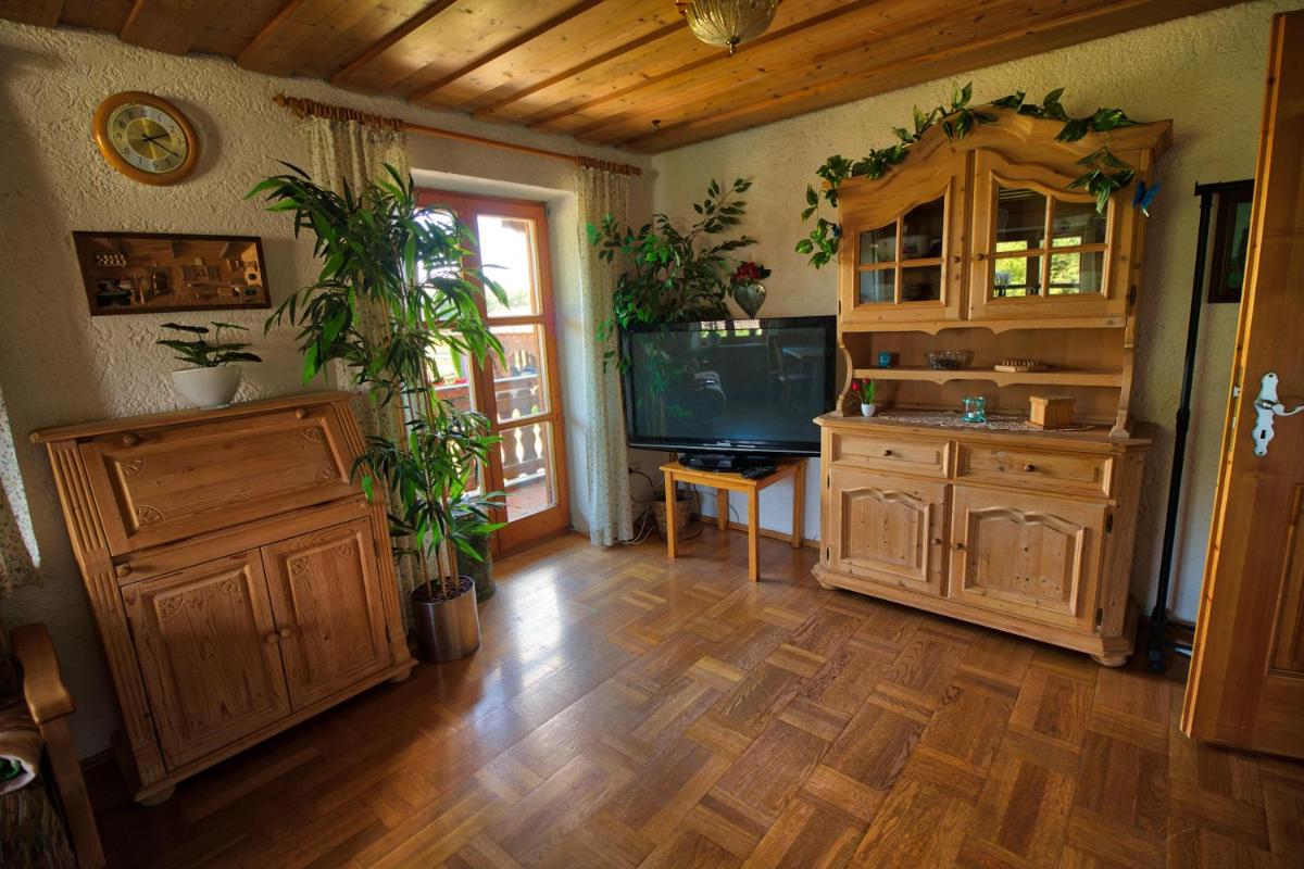 Feriensuite-auf-dem-Bauernhof-fuer-2-3-Personen-im-Herzen-Niederbayerns - Housity