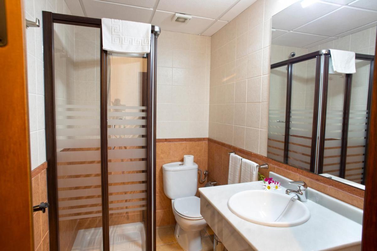 Hostal Rural Zahara - Housity