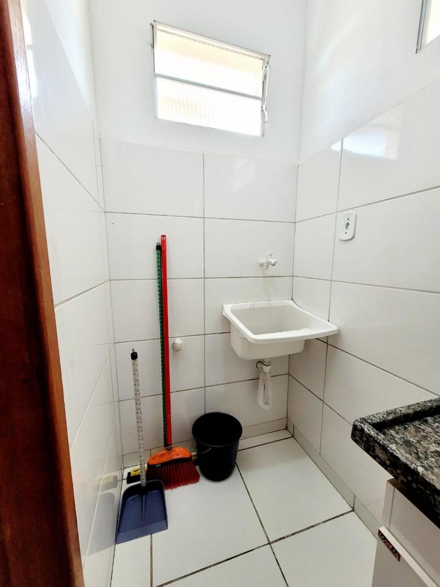 Apt Inteiro 02 Qts, 04 Pessoas, 15 min Praia - Housity