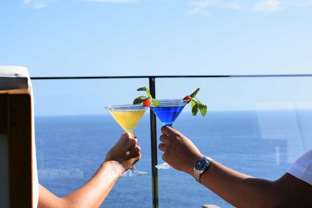 Bebidas em Madeira Regency Cliff - Adults Only
