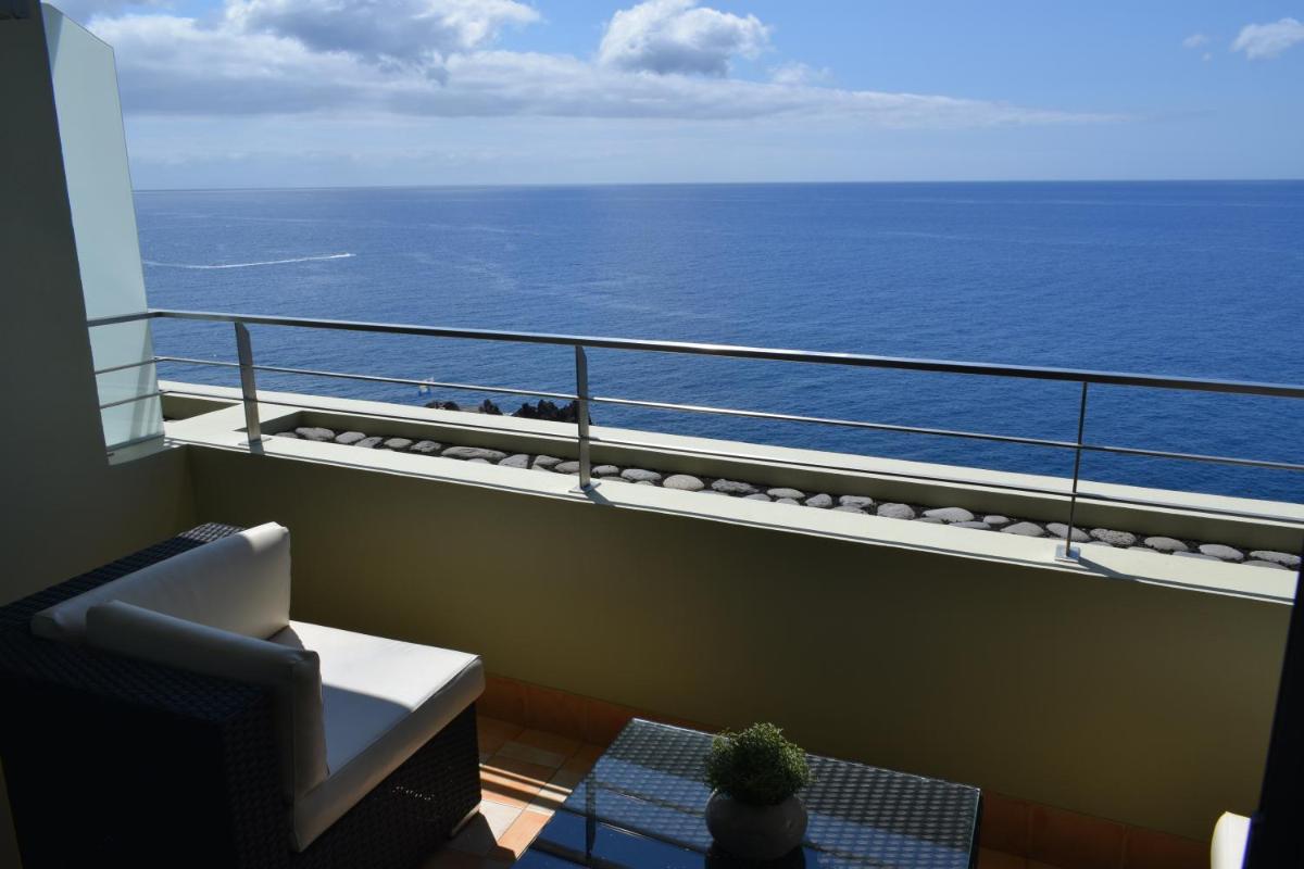 Uma vista do mar geral ou uma vista do mar a partir do hotel