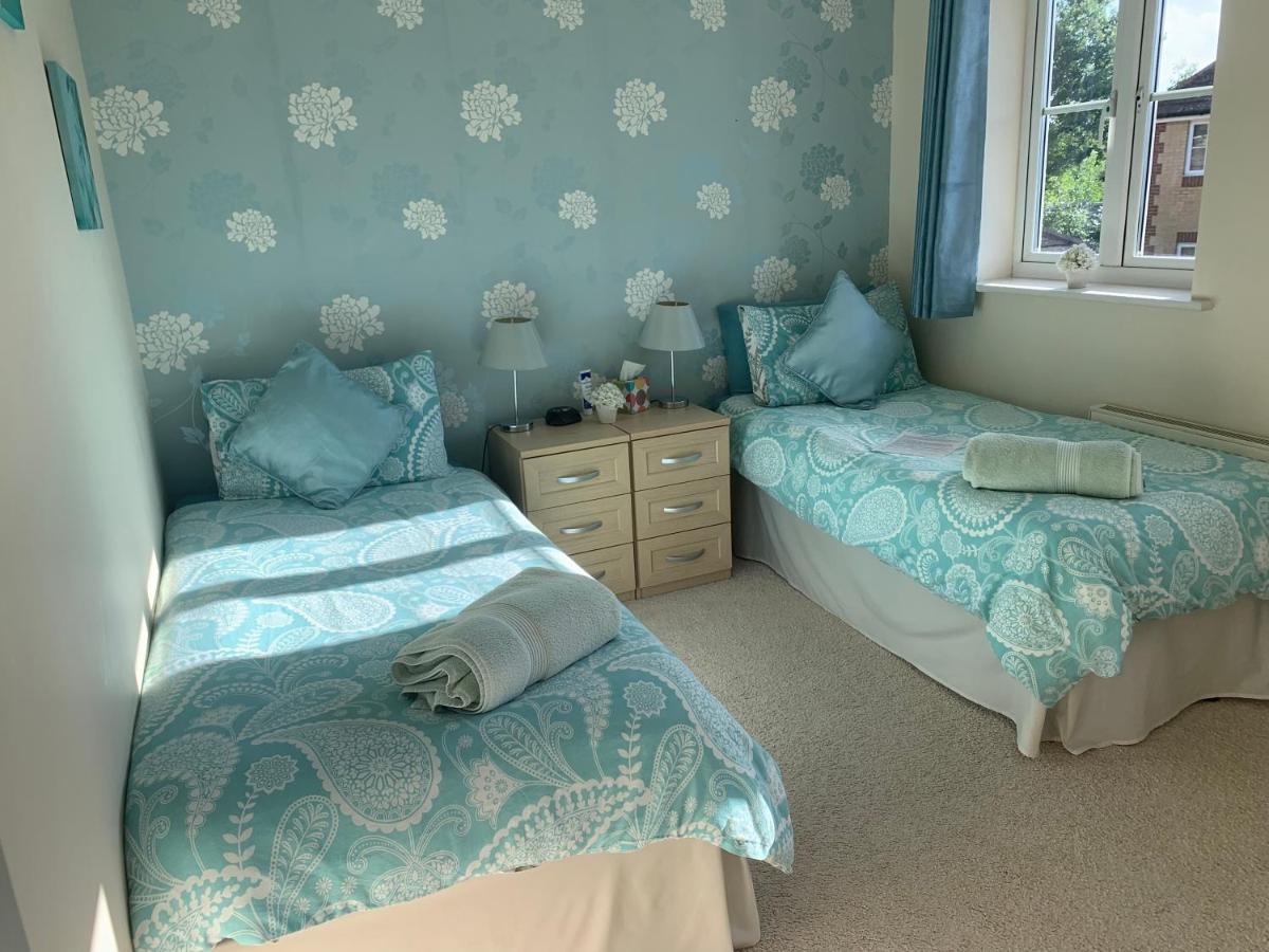 Willow Farm Way - Housity