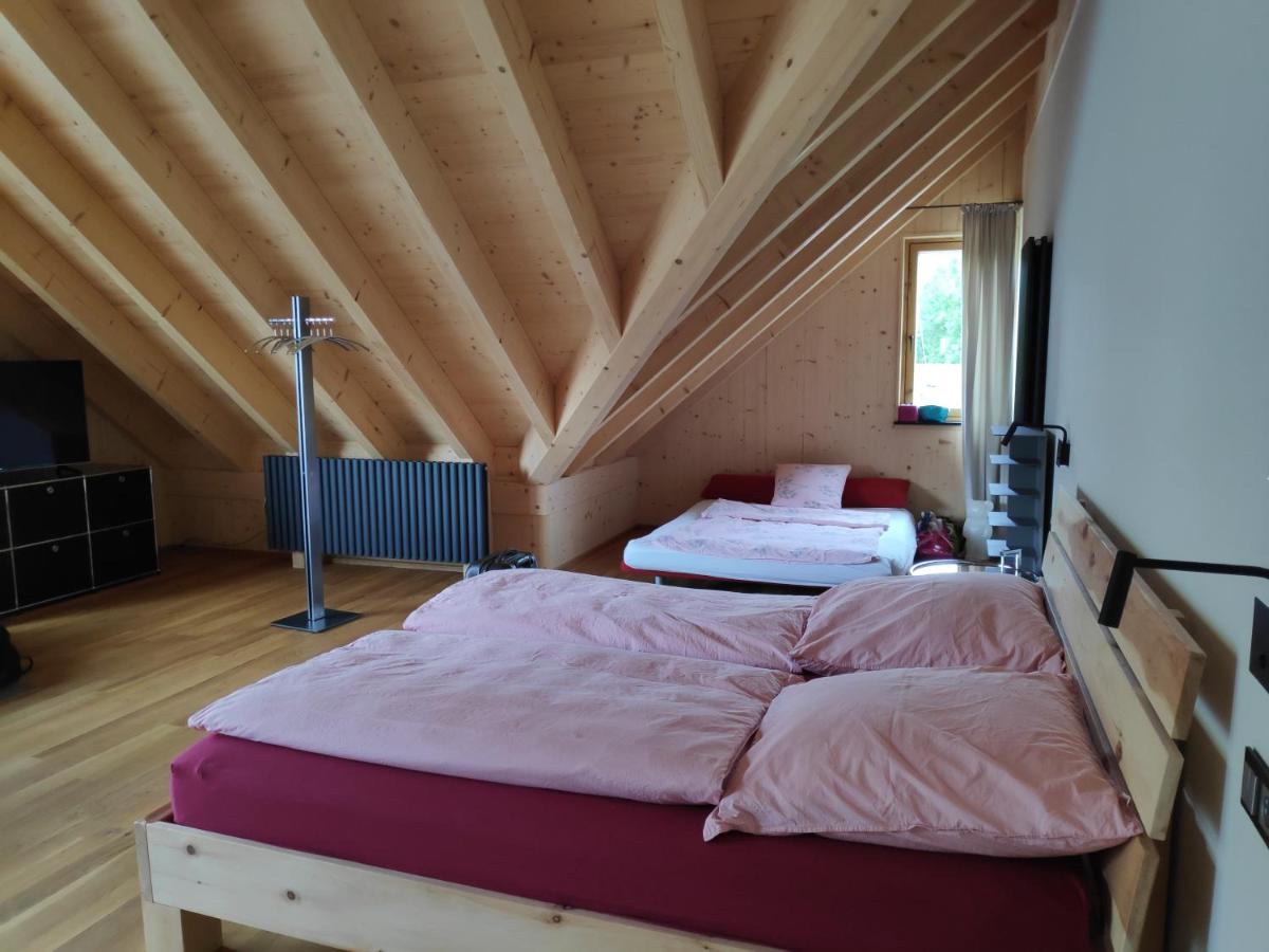 Ferienwohnungen und Zimmer in Reutlingen-Gönningen - Housity