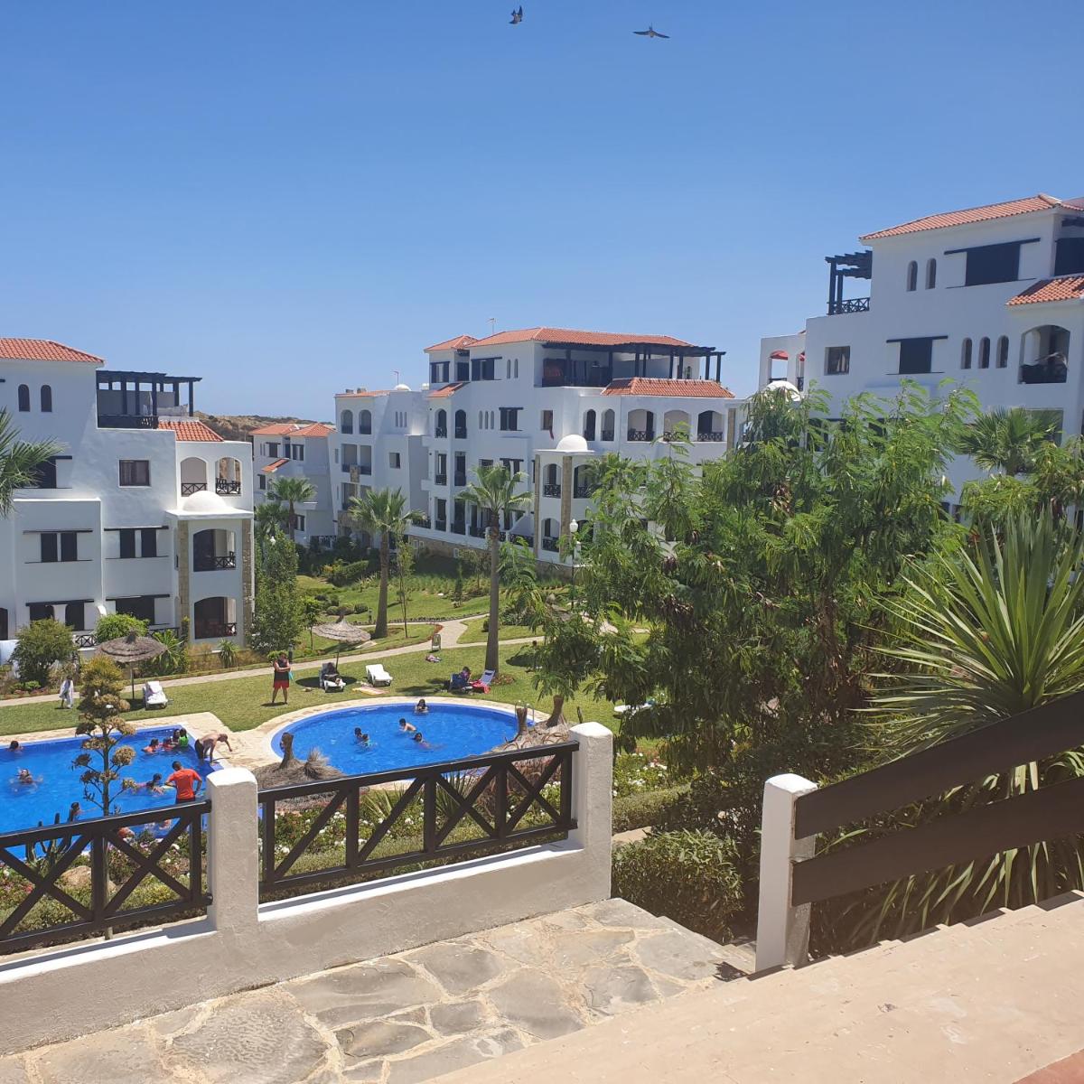 Shq ry lylac 39 s garden - Housity