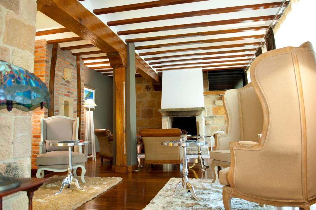 Zona de estar de Costa Esmeralda Suites