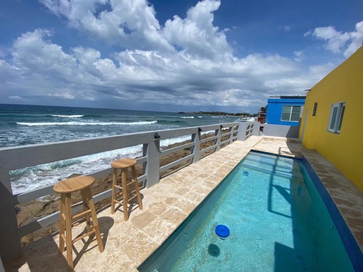 Casita Familiar con Vista al Mar y Piscina - Housity