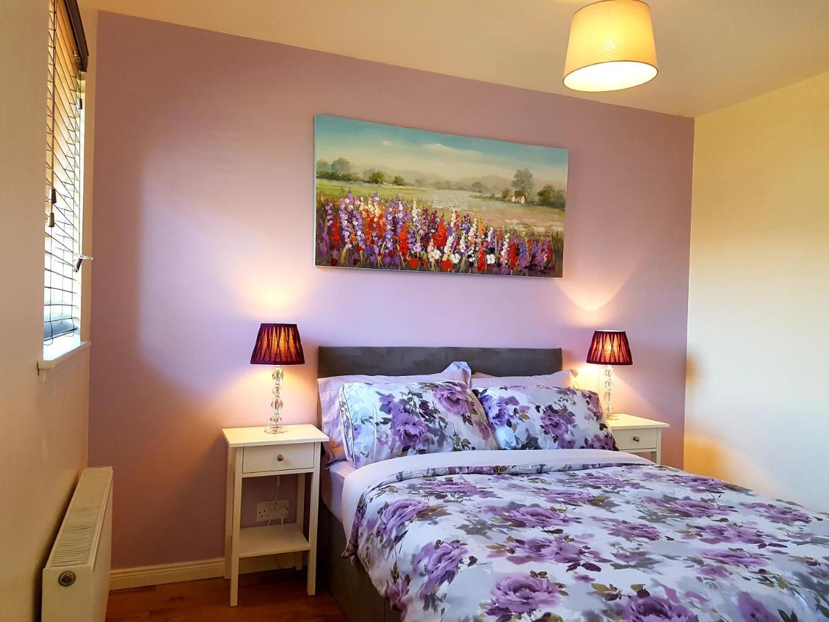 Inverness City 2 bedroom free parking - Housity