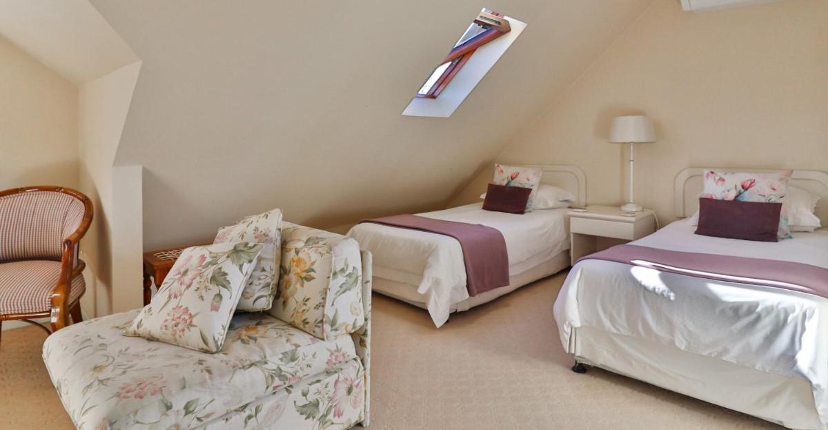 Knightsbury Guest House - Housity