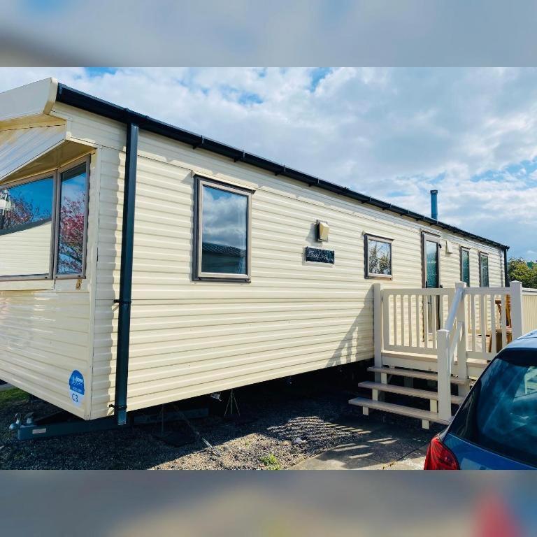 Rose View C3 - Primrose Valley Winter Season - Housity
