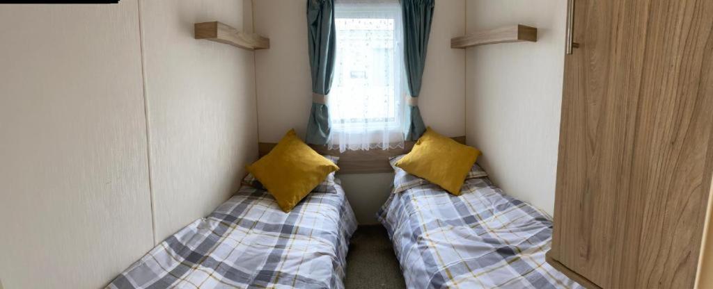 Rose View C3 - Primrose Valley Winter Season - Housity