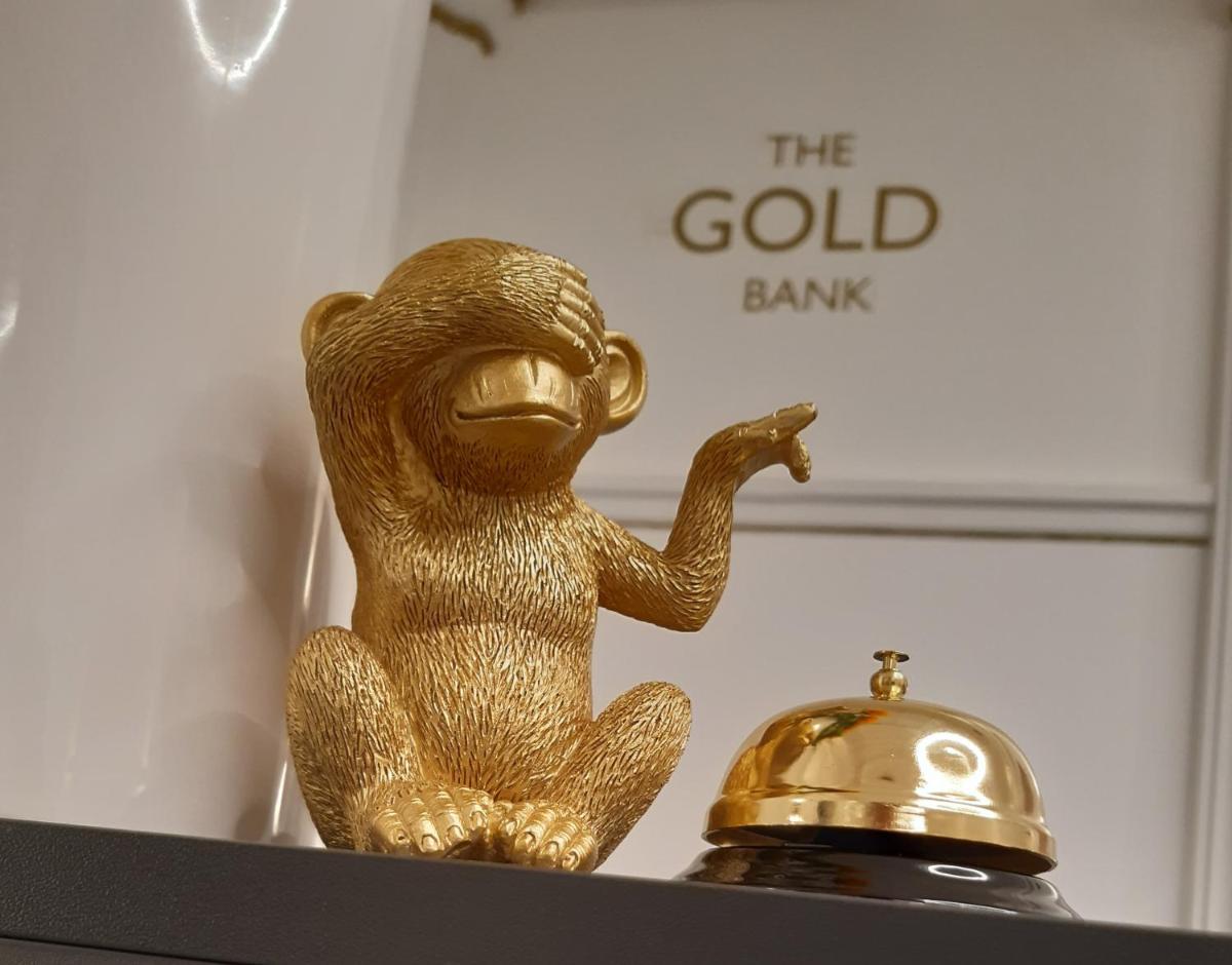 The Gold Bank - Housity