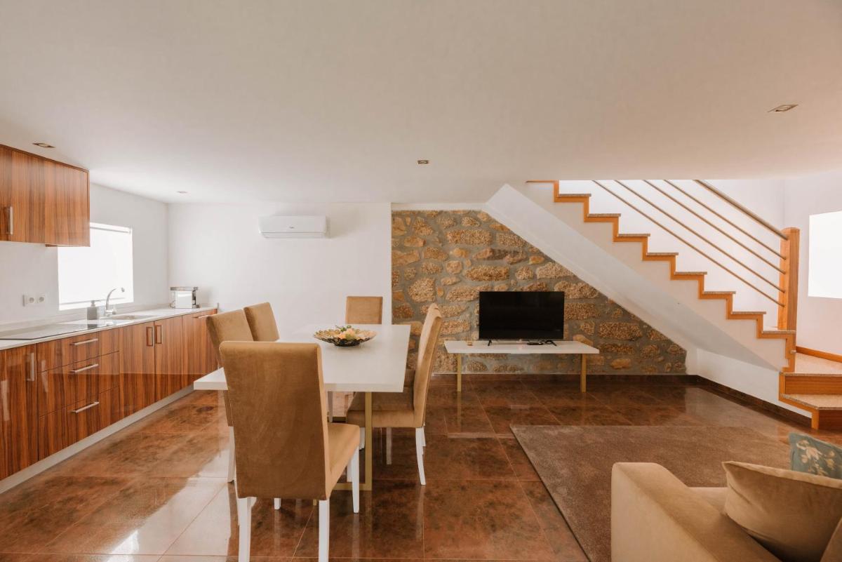 Casinhas de Vilar - Housity