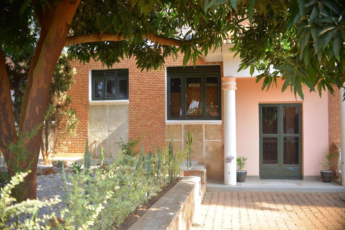 Nile Estates Villa Kiwatule - Housity