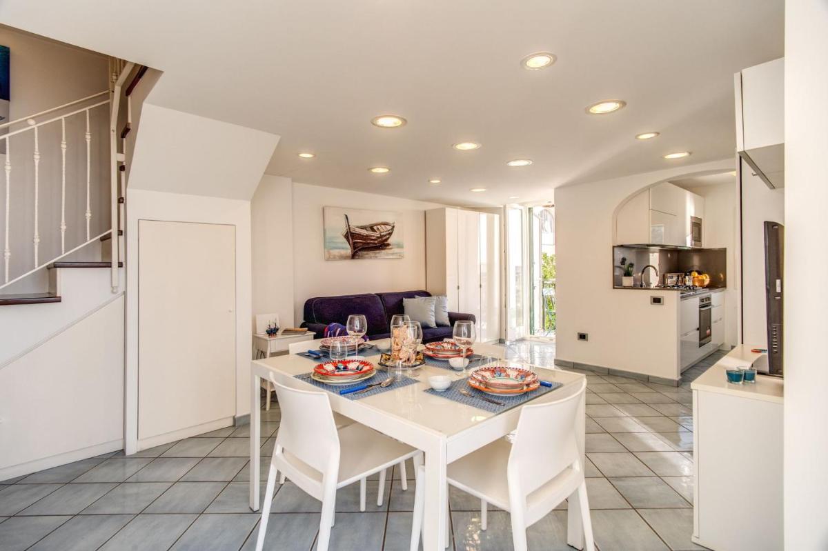 House Archimede - eyes on the sea - Housity