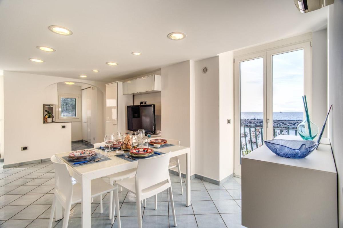 House Archimede - eyes on the sea - Housity