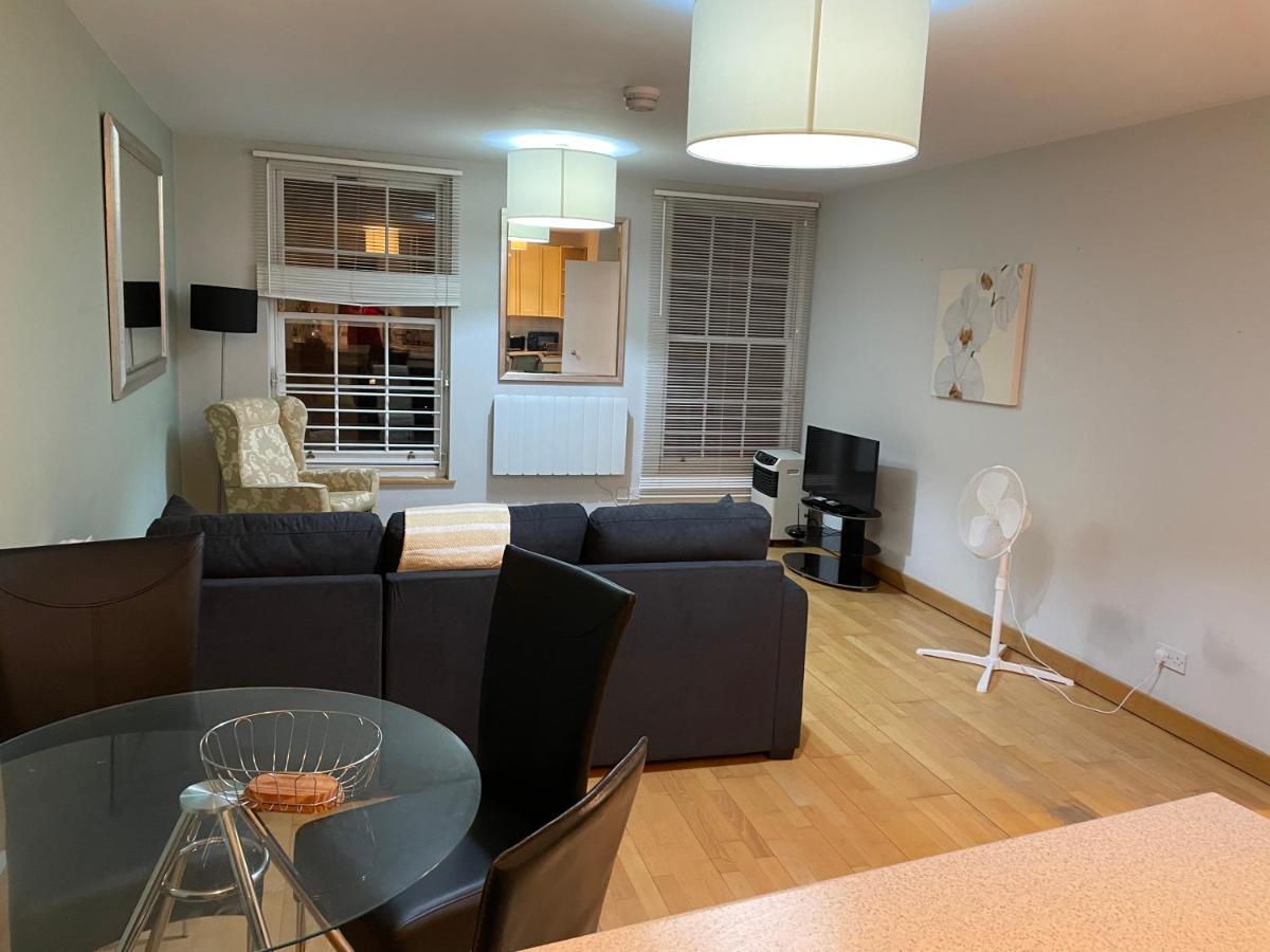 GREENWICH CENTRE NKY APARTMENT - Housity