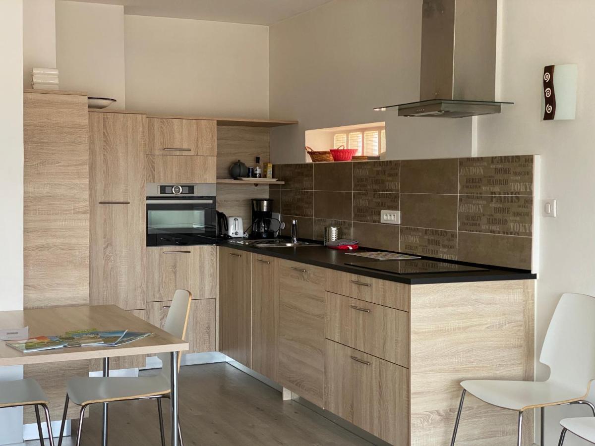 Studio moderne et lumineux centre ville Aix les Bains - Housity