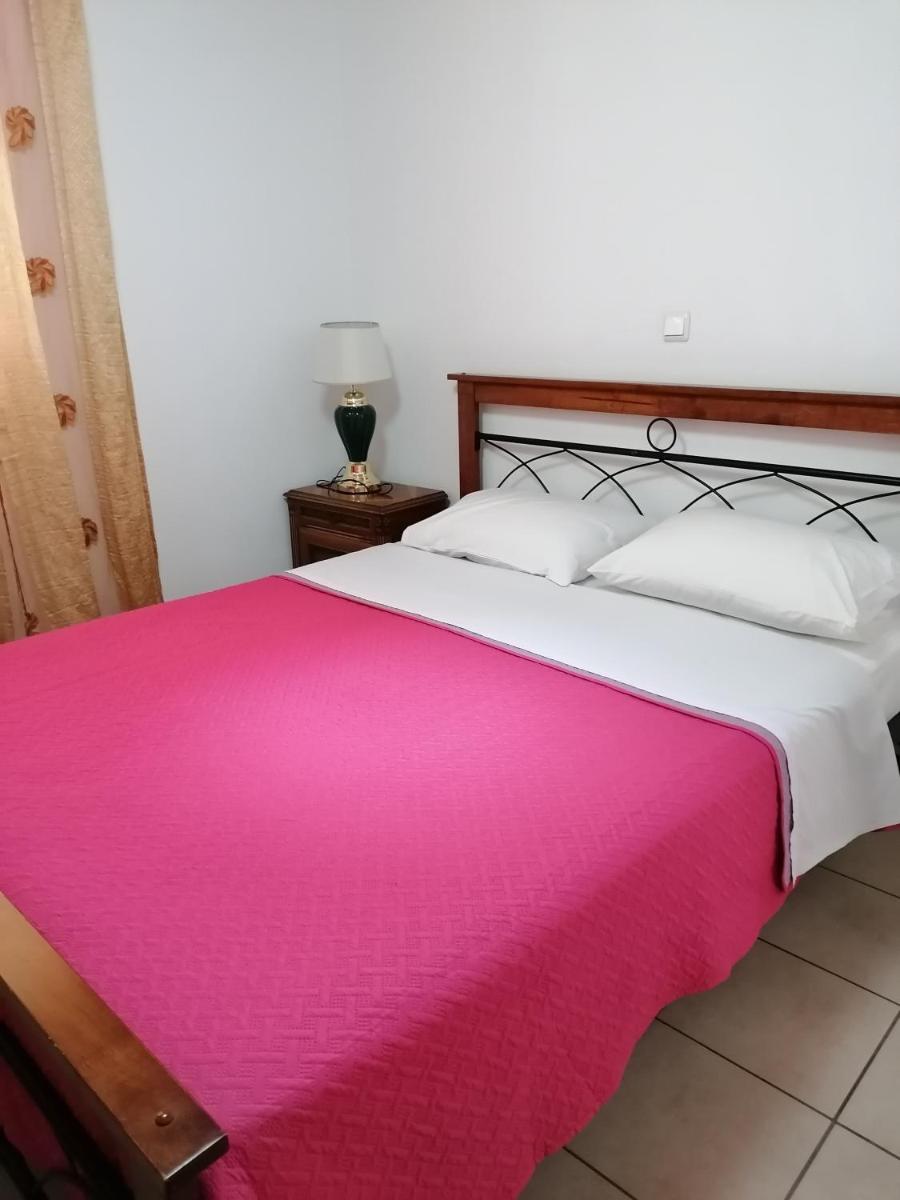 Philoxenia Holiday Home - Housity