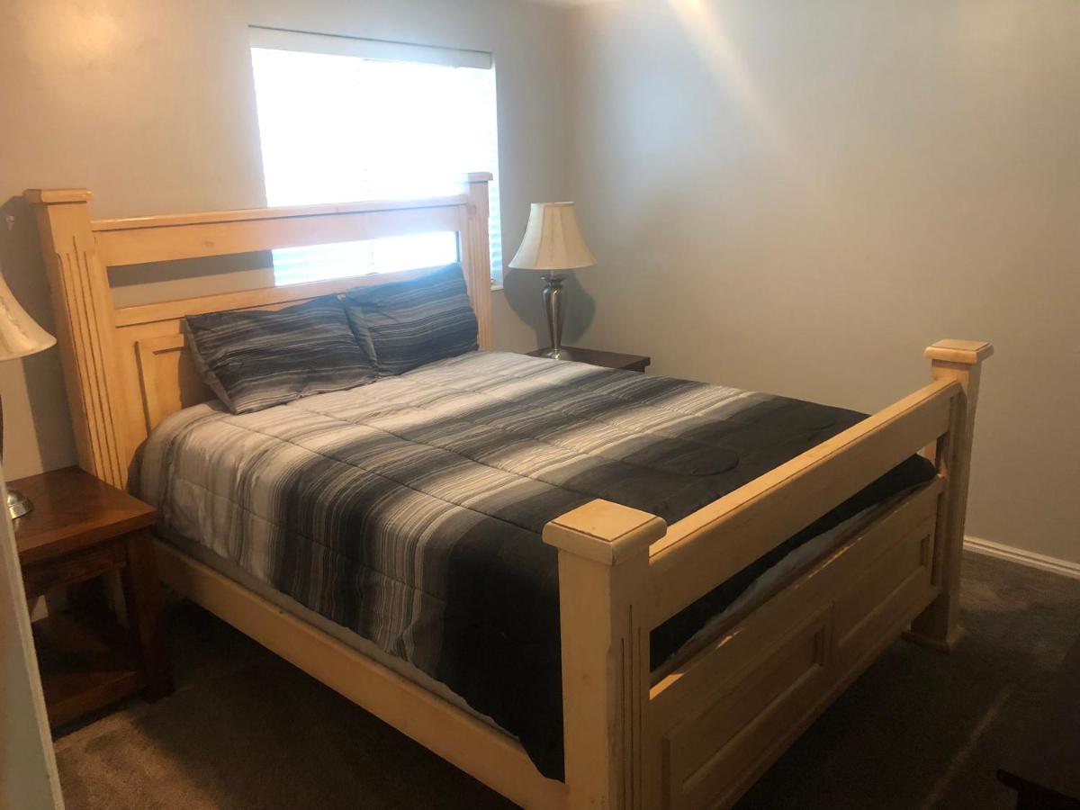 Beautiful Secluded 2 bedrooms 1 bathroom apartment - Housity