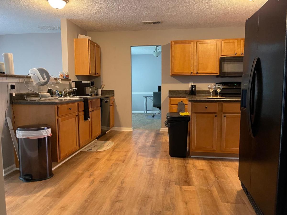 CLOSE TO ATLANTA & SIX FLAGS - Housity