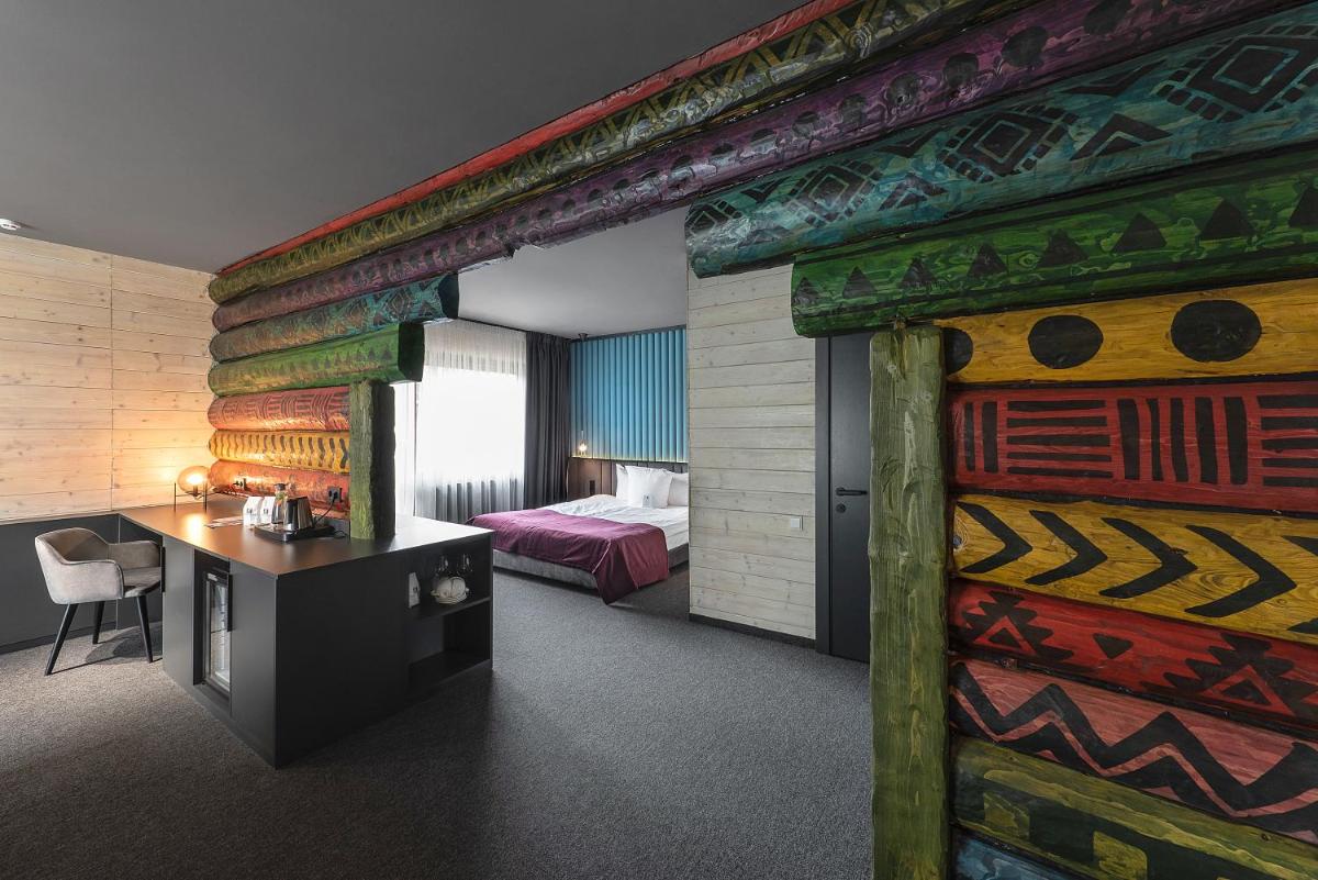 Stara Pravda Hotel - Housity