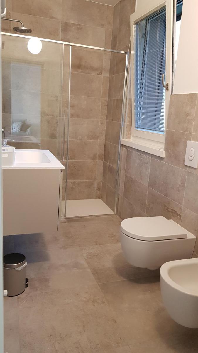 IL SOGNO 1 Piscina e vista lago - Housity