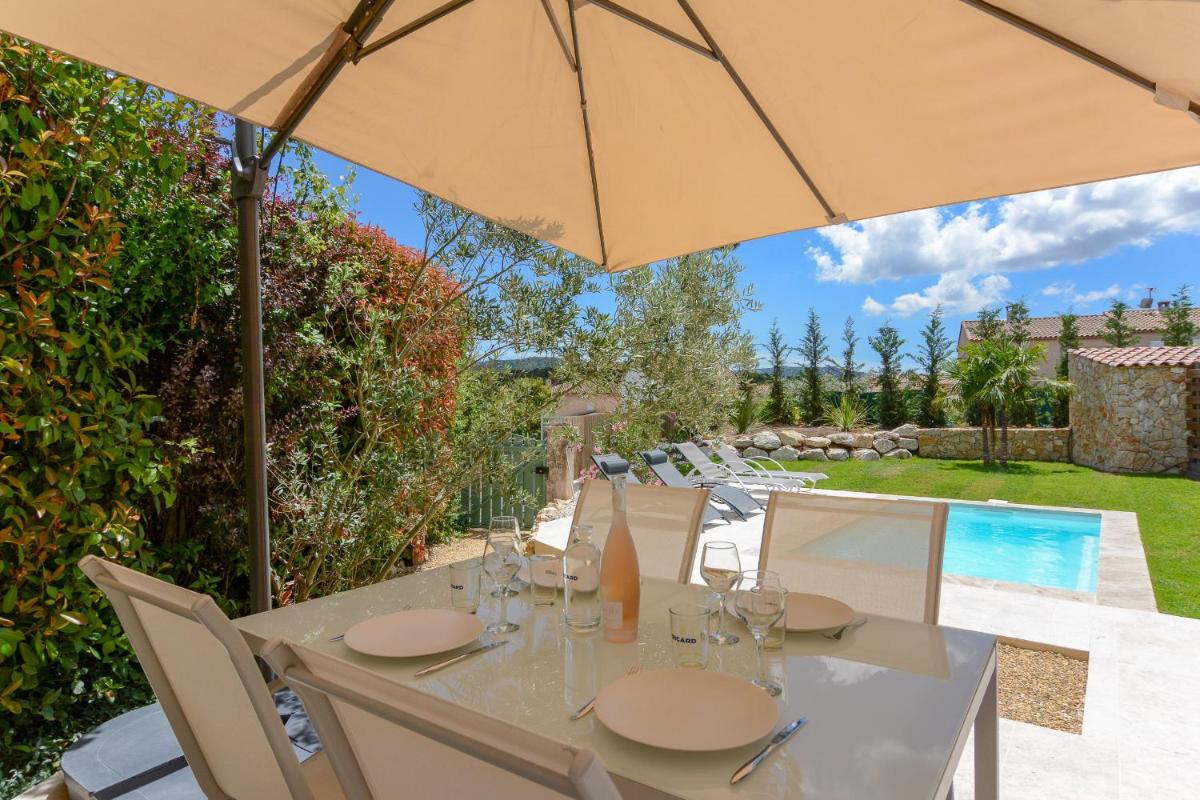 Villa T2 indépendante Piscine privée Jardin - Housity