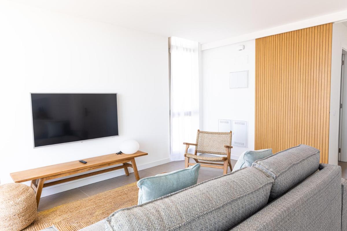 Kora Nivaria Beach - Housity
