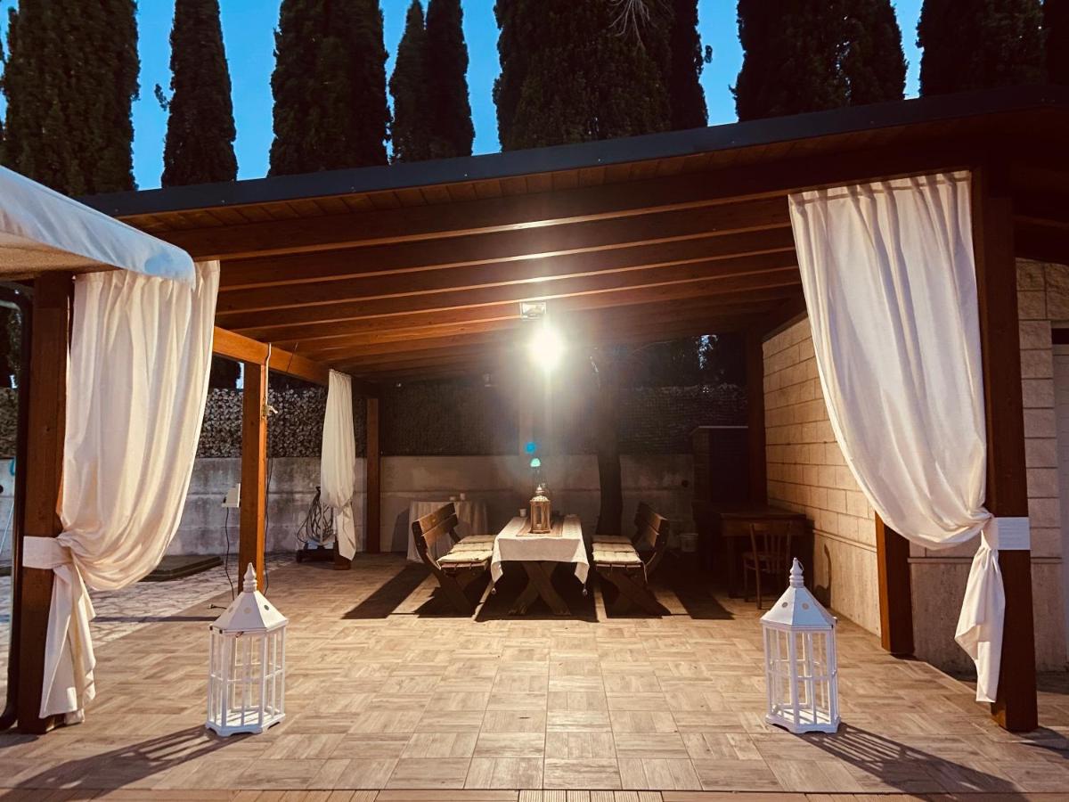 La Casa di Carlo in residenza con piscina - Housity