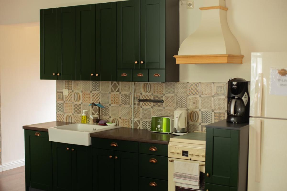 Old Lviv Apartment - Housity