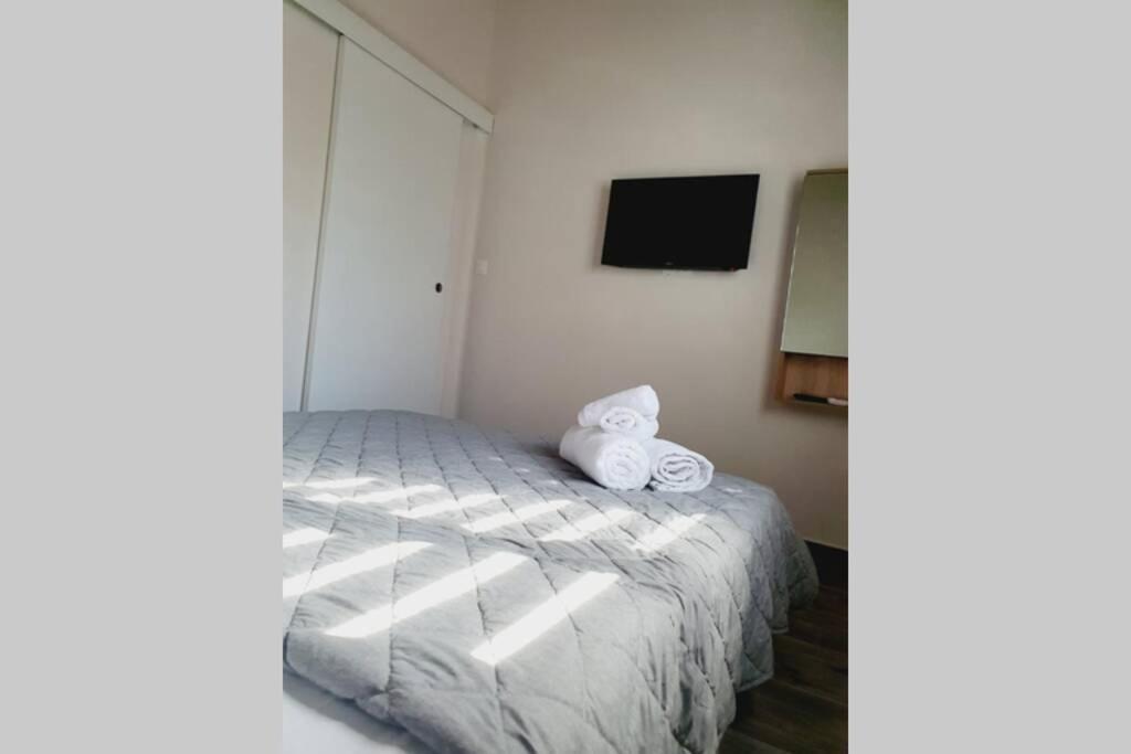 V&E's Apartments - Housity