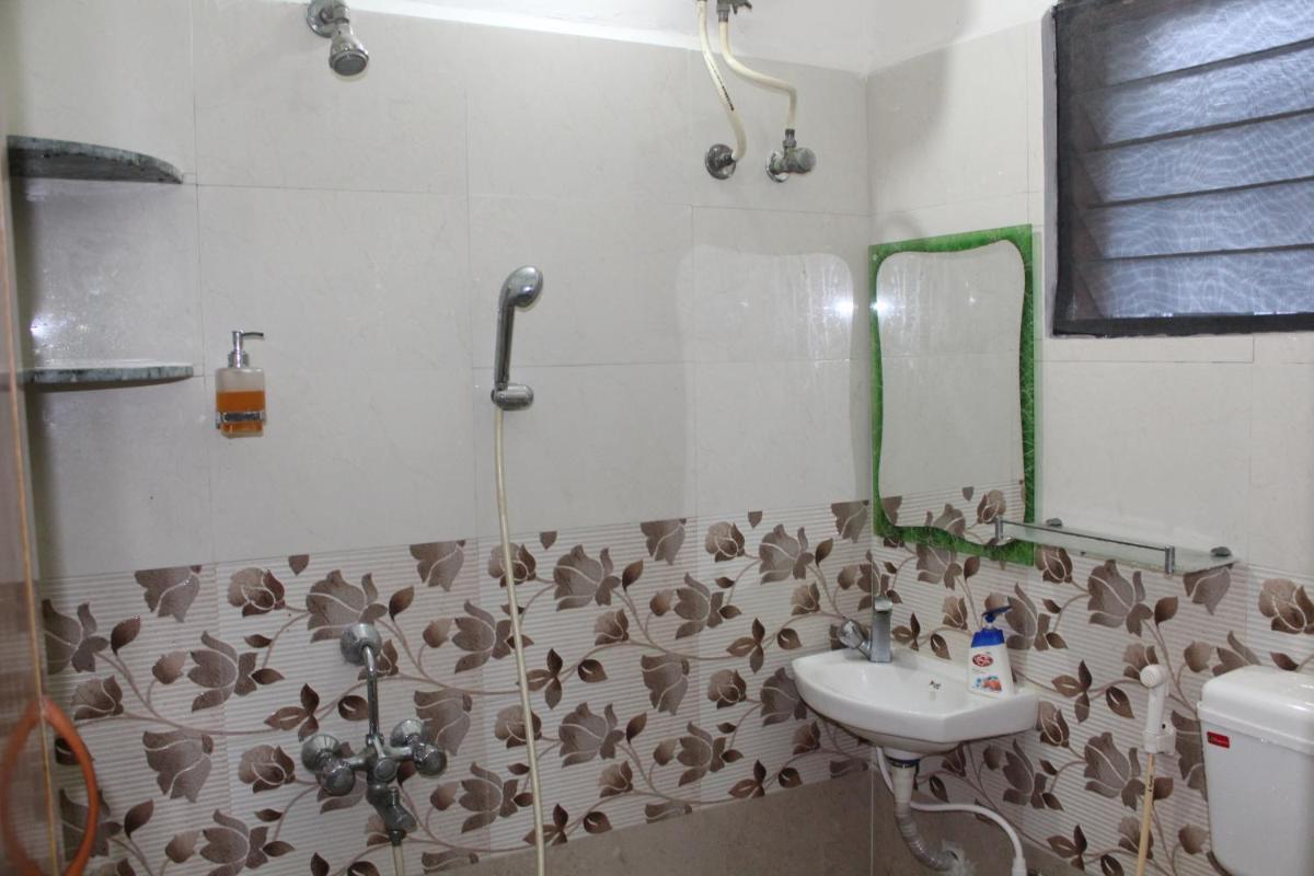 FriendlyStay at Madanandapuram - Housity