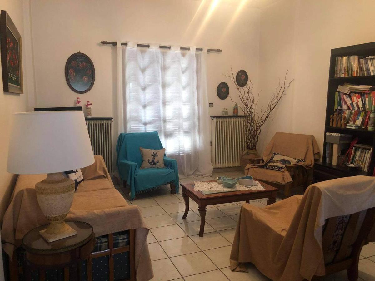 Apartment with Garden - Housity