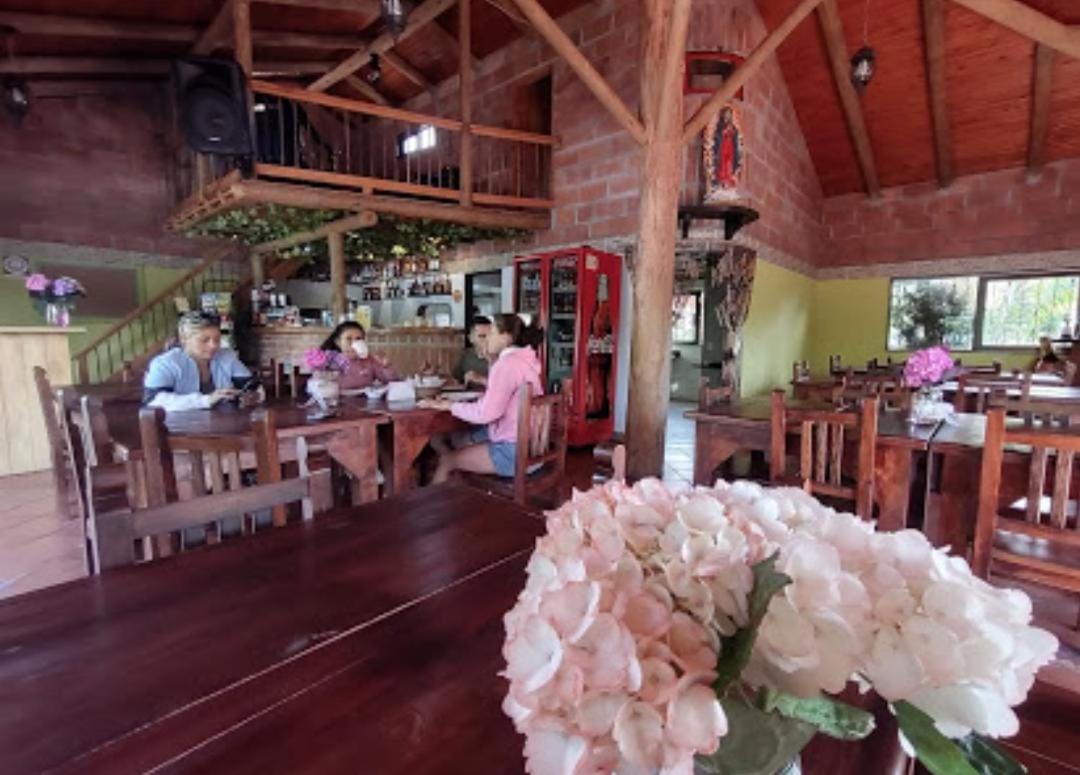 HOTEL EL POTRILLO - Housity