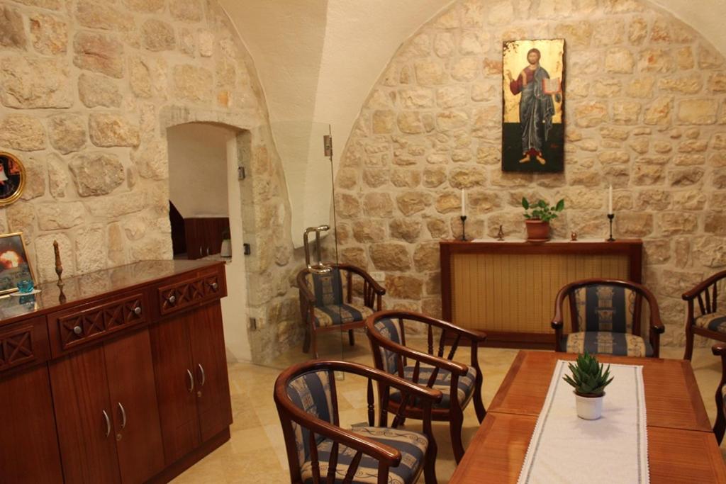 Mary's House - Housity