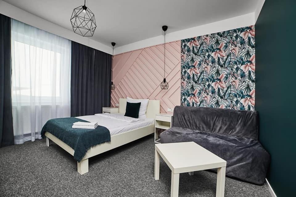 Hotel Prowincja - Housity