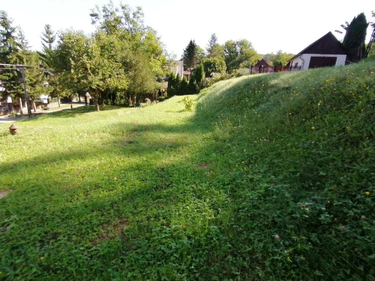 Vendégház a Kerekhegyi Pagonyhoz - Housity