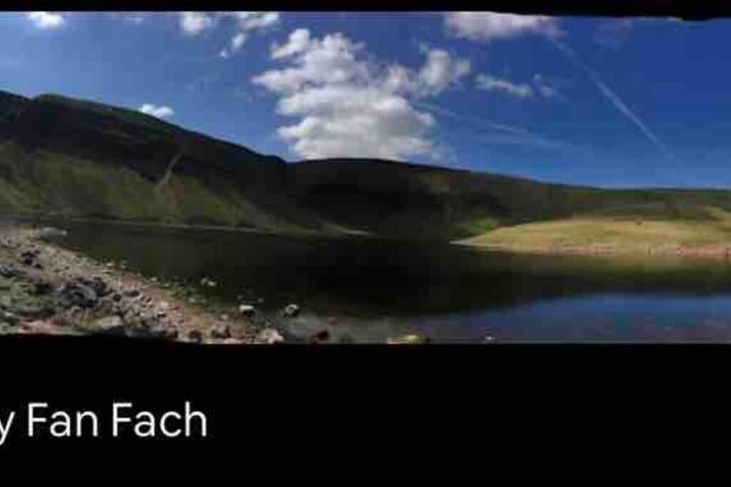 Cwtch Bach - Garnant - Housity