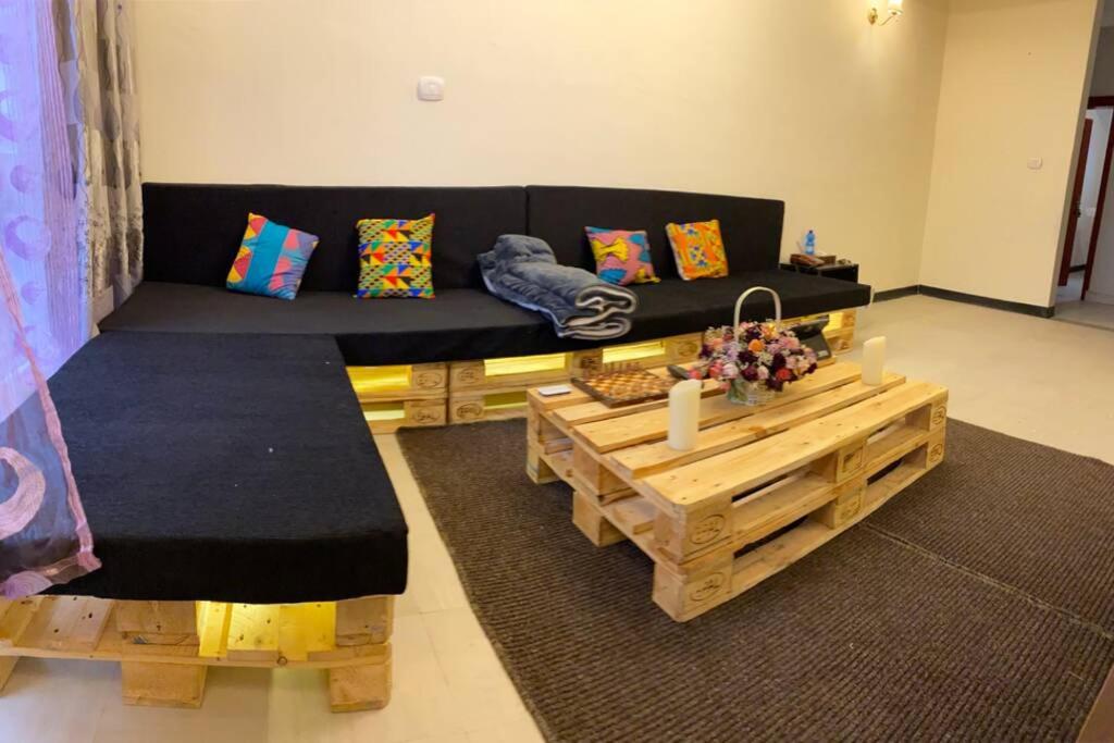 Heart of Addis Ababa Bole atlas•airportpickup•wifi - Housity