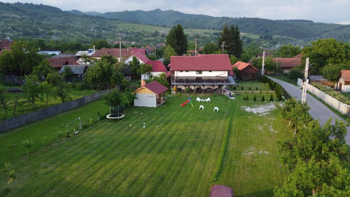 Pensiunea Maria - Housity